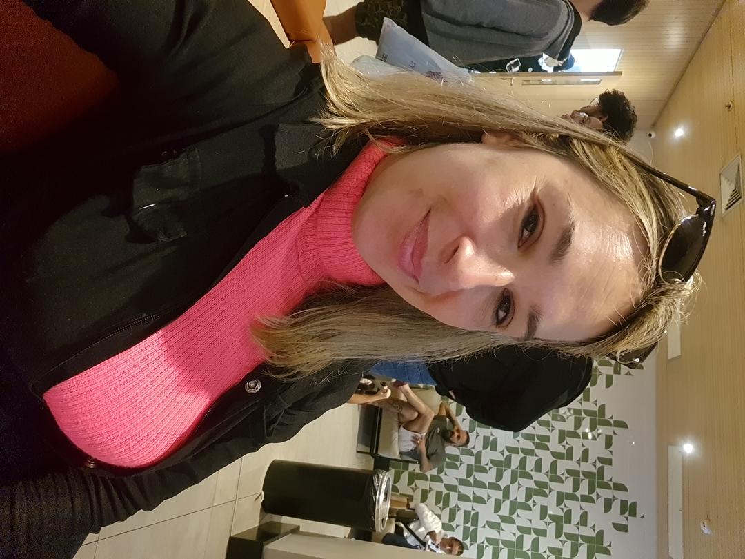 Mariana de Assis Roschel